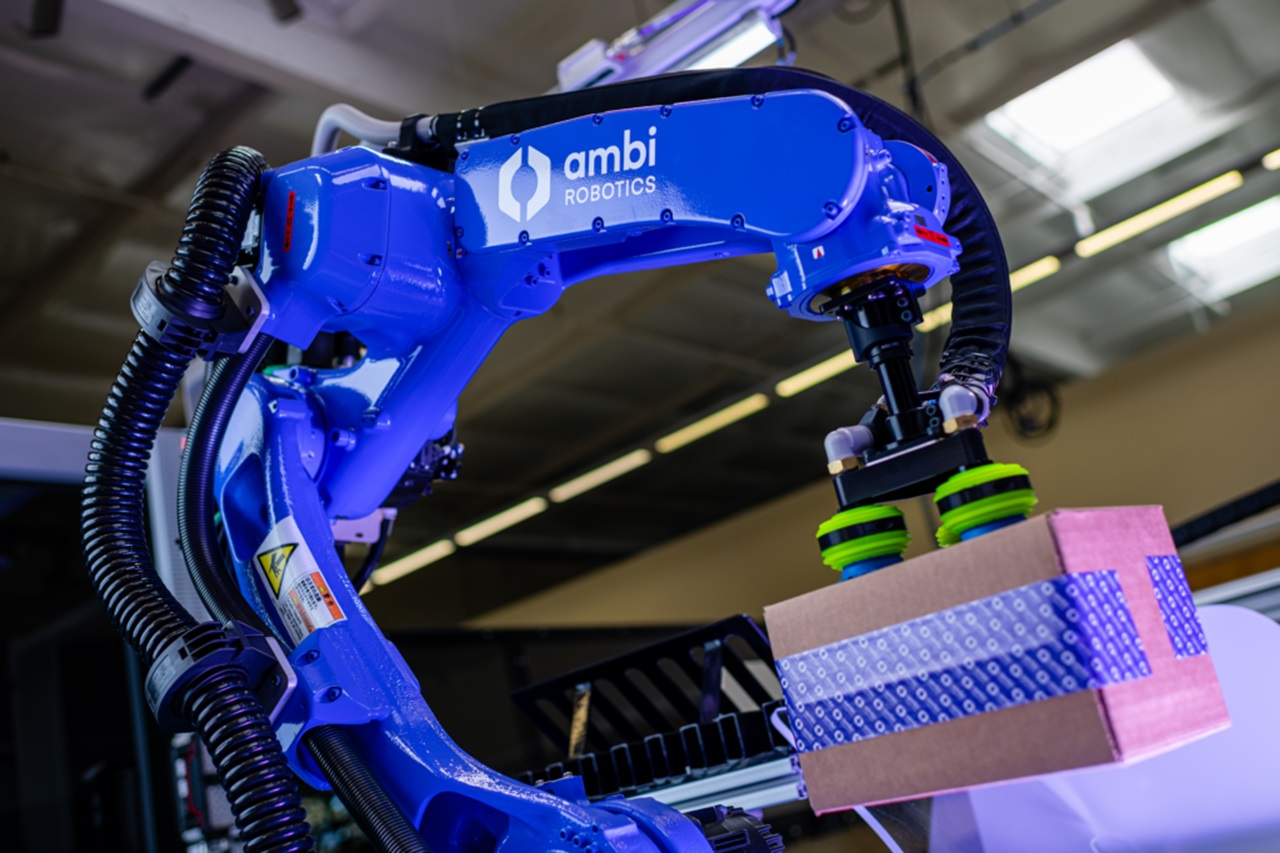 AI-Powered Robots Revolutionize Warehouse Sorting Efficiency